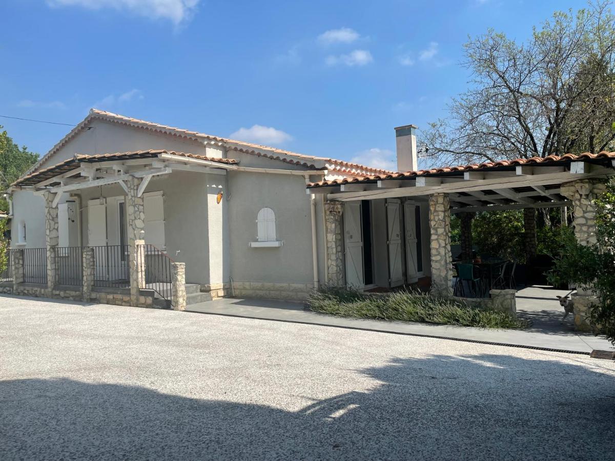 Villa Camille Cereste Exterior photo